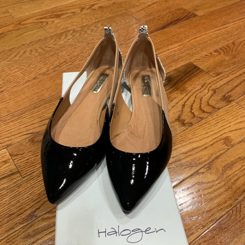 Women’s flats